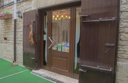 Ruvo di Puglia Bed & Breakfast | Cozy B&B Cemener: Pet-Friendly with Delicious Breakfast