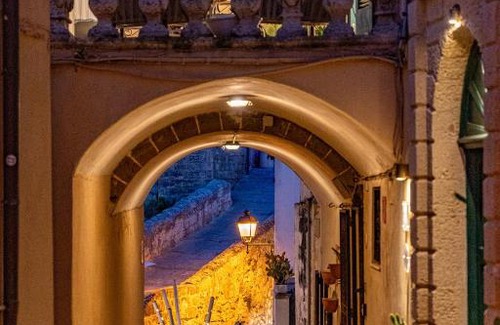 Otranto Historic Centre Bed & Breakfast | Historic Elegance at B&B Centro Storico with Breakfast
