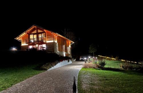 Strembo Bed & Breakfast | Discover B & B Chalet Plan: Rated 9.9/10 by Guests