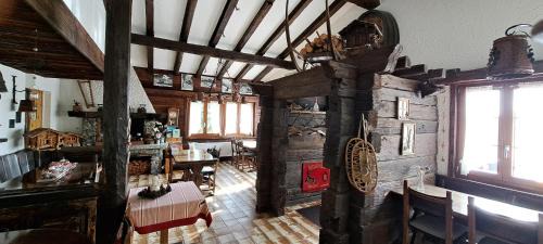 Inden Bed & Breakfast | B&B Chalet Rustica Inden, Leukerbad