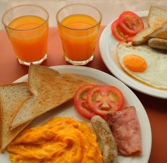 Islands District Bed & Breakfast | Scenic B & B Cheung Chau with Oceanfront Dining