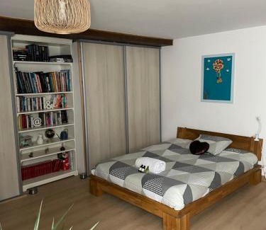Beaugency Bed & Breakfast | Cozy B&B chez Sylvain: Guest Rated 9.6, Family-Friendly