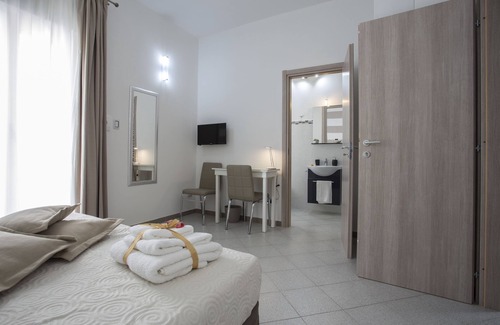Cinisi Bed & Breakfast | Eco-Friendly Retreat at B&B Cinisi Mare e Monti - 9.6/10