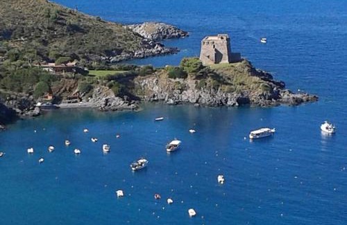 Scalea Bed & Breakfast | Guest Favorite B&B Civico 64 with Breakfast & Family Amenities