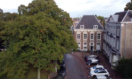 Dordrecht Bed & Breakfast | Guest Favorite: B&B Cleyn Cruysenborgh 1531 with Breakfast