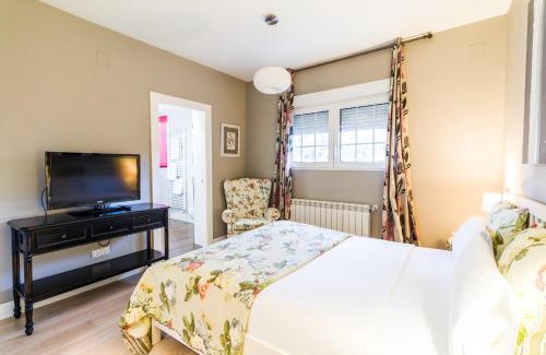Becerril de la Sierra Bed & Breakfast | Oceanfront Bliss at B&B Concha - Rated 9.2/10 by Guests