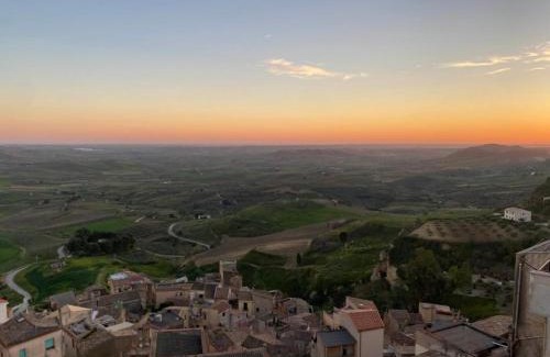 Salemi Bed & Breakfast | Guest Rated B&B Conte Umberto Salemi with Breakfast & Kitchen