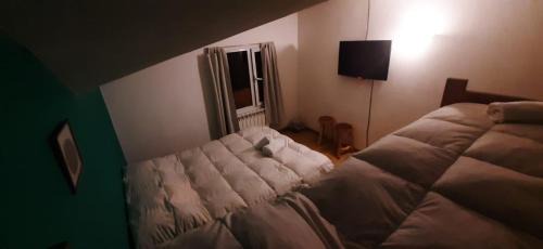 San Carlos de Bariloche Bed & Breakfast | Family-Friendly Retreat at Posada Copahue - Rated 9.3/10