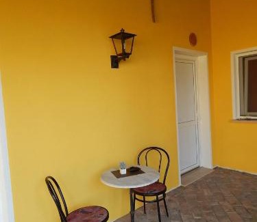 Taglio di Po Bed & Breakfast | Cozy B&B Corte Bolandina with Pool & Family-Friendly Amenities