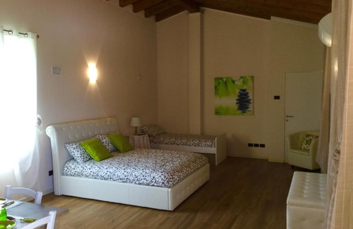 Monterotondo Bed & Breakfast | Discover B&B CORTE SANT'ANGELO - Guest Rated 9.3/10