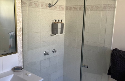 Condon Bed & Breakfast | Cozy Home Retreat with Pool and Spa Near All Attractions