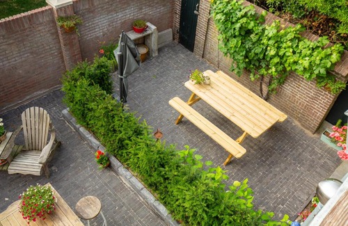 Wagenberg Bed & Breakfast | Guest Rated 10/10 at B&B d'Ouwe Grutter - Child Friendly Retreat
