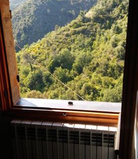 Apricale Bed & Breakfast | Cozy B&B Da Giua' with Breakfast & Pet-Friendly Stays