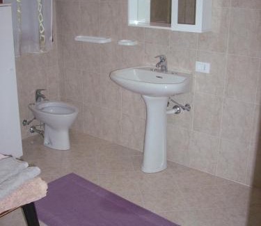 Taglio di Po Bed & Breakfast | Pet-Friendly Retreat at B&B Da Toni: Great Guest Rating
