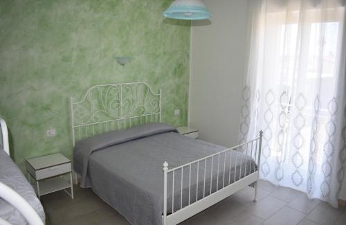 Cirella Bed & Breakfast | Family-Friendly B&B Da Zio Peppe with Kitchen Access
