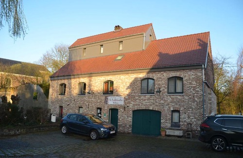 Mal Bed & Breakfast | Top-Rated B&B De Dubbelmolen with Family-Friendly Amenities