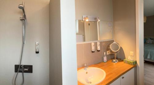 Wortel Bed & Breakfast | Top-Rated B&B De Grote Plaats with Breakfast & Family Amenities