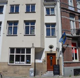 Binnenstad Bed & Breakfast | Cozy B&B De Hofnar Maastricht: Family-Friendly Retreat