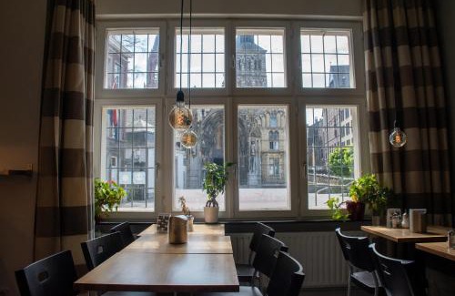 Binnenstad Bed & Breakfast | Cozy B&B De Hofnar Maastricht: Family-Friendly Retreat