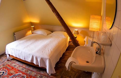 Eelde Bed & Breakfast | Pet-Friendly B&B De Oude Molensteen with Free Breakfast