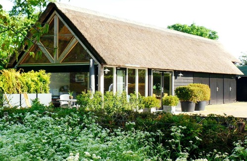 Leur Bed & Breakfast | Oceanfront Getaway at B&B de Scherpenhof - Rated 9.2/10