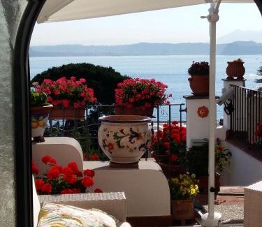 Capo Miseno Bed & Breakfast | Inviting Stay at B&B Dea Fortuna with Hot Tub & Breakfast