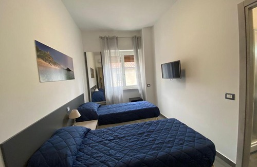 Marina di Ascea Bed & Breakfast | Relax at B&B DEL CORSO: Ocean Views & Family-Friendly Stay