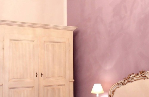 Biella Bed & Breakfast | Top-Rated B&B Del Piazzo: Family-Friendly with Breakfast