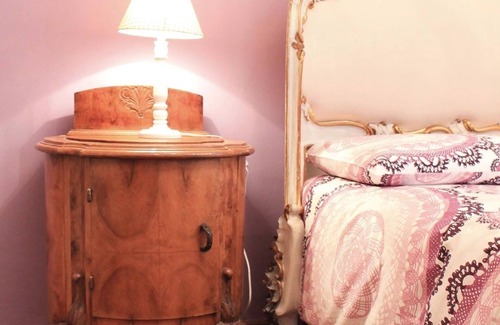 Biella Bed & Breakfast | Top-Rated B&B Del Piazzo: Family-Friendly with Breakfast
