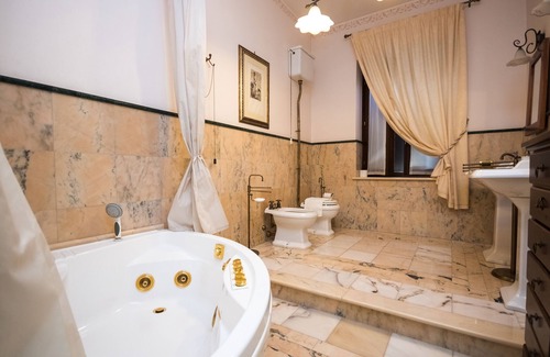 Montoro Bed & Breakfast | Exceptional B&B dell'Aviatore with Pool and Family Amenities