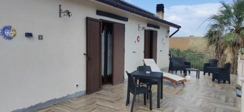 Ioppolo Giancaxio Bed & Breakfast | Pet-Friendly B&B Della Via Francigena for Family Getaways