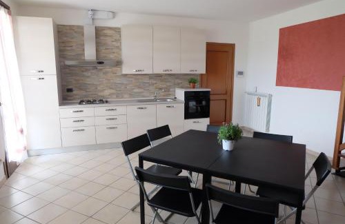Medicina Bed & Breakfast | Pet-Friendly Retreat at B&B Delle Fragole for Budget Travelers