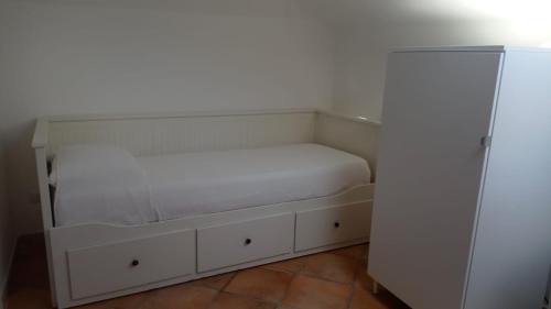 Magazzeno House | Family-Friendly B&B Denteferro with Hot Tub & Kitchen