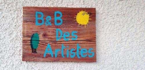 Albinea Bed & Breakfast | Warm B&B Des Artistes: Family-Friendly with Cozy Amenities