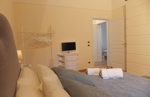 Pisa City Centre Bed & Breakfast | Exceptional B&B Di Camilla: Spa & Breakfast Included