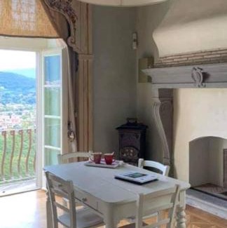 Bergamo Bed & Breakfast | Guest Rated: B&B Dimora Delle Donnole in Scenic Bergamo