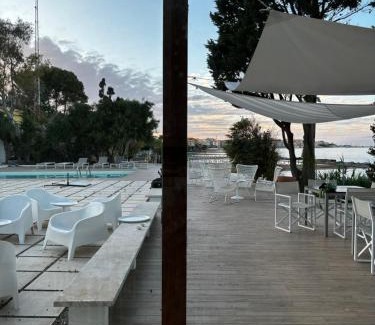 Crotone Bed & Breakfast | Pet-Friendly B&B Do'mmilio: Oceanfront Retreat with Pool