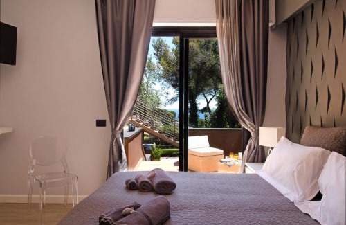 Marina di Andora Bed & Breakfast | Experience Comfort at B&B Dodici Lune with Ocean Views