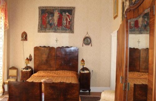 Arena Bed & Breakfast | Cozy B&B Domenico Cesarelli: Family-Friendly with Breakfast