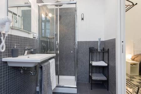 Monti Bed & Breakfast | Discover B&B Domus Aurea: 4-Star, Pet-Friendly Haven