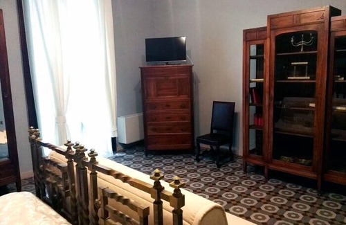 Formia Bed & Breakfast | Top-Rated B&B Domus Cicerone: Family-Friendly Stay