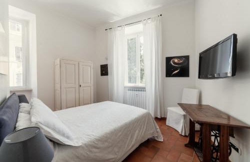 Prati Bed & Breakfast | Top-Rated B&B Domus Quiritum with Family-Friendly Amenities