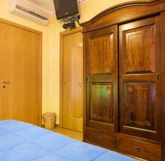 Porticello Bed & Breakfast | Oceanfront B&B Donna Sabella: Guest Rated 9/10