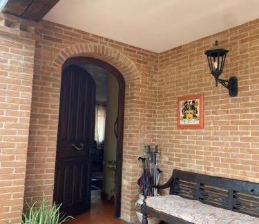 Montegrotto Terme House | Cozy B&B Dora e Flavio: Family and Pet Friendly Retreat