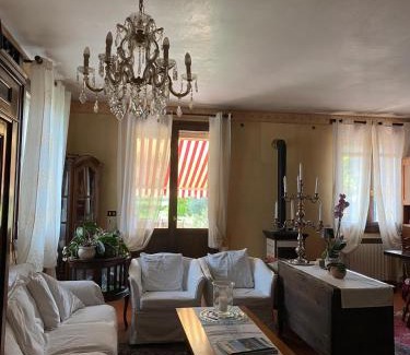 Montegrotto Terme House | Cozy B&B Dora e Flavio: Family and Pet Friendly Retreat