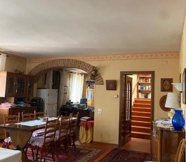 Montegrotto Terme House | Cozy B&B Dora e Flavio: Family and Pet Friendly Retreat