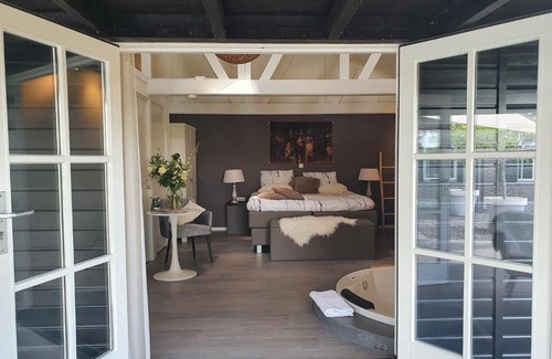 Westerbork Bed & Breakfast | Charming B&B Drenthe: Guest Rated 9.4 with Breakfast Included