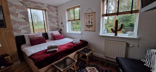 Den Helder Apartment | Discover B&B Duinbrink: Poolside Paradise with Breakfast
