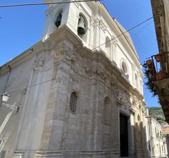 Pizzo Bed & Breakfast | Pet-Friendly B&B Duomo Pizzo ApartHotel with Kitchen Access