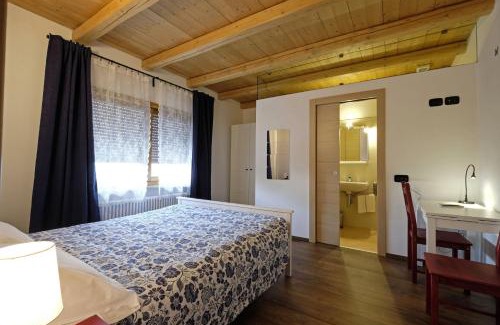 Borgo Valbelluna Bed & Breakfast | Discover B&B El Mighelon: Family-Friendly with Pool & Breakfast